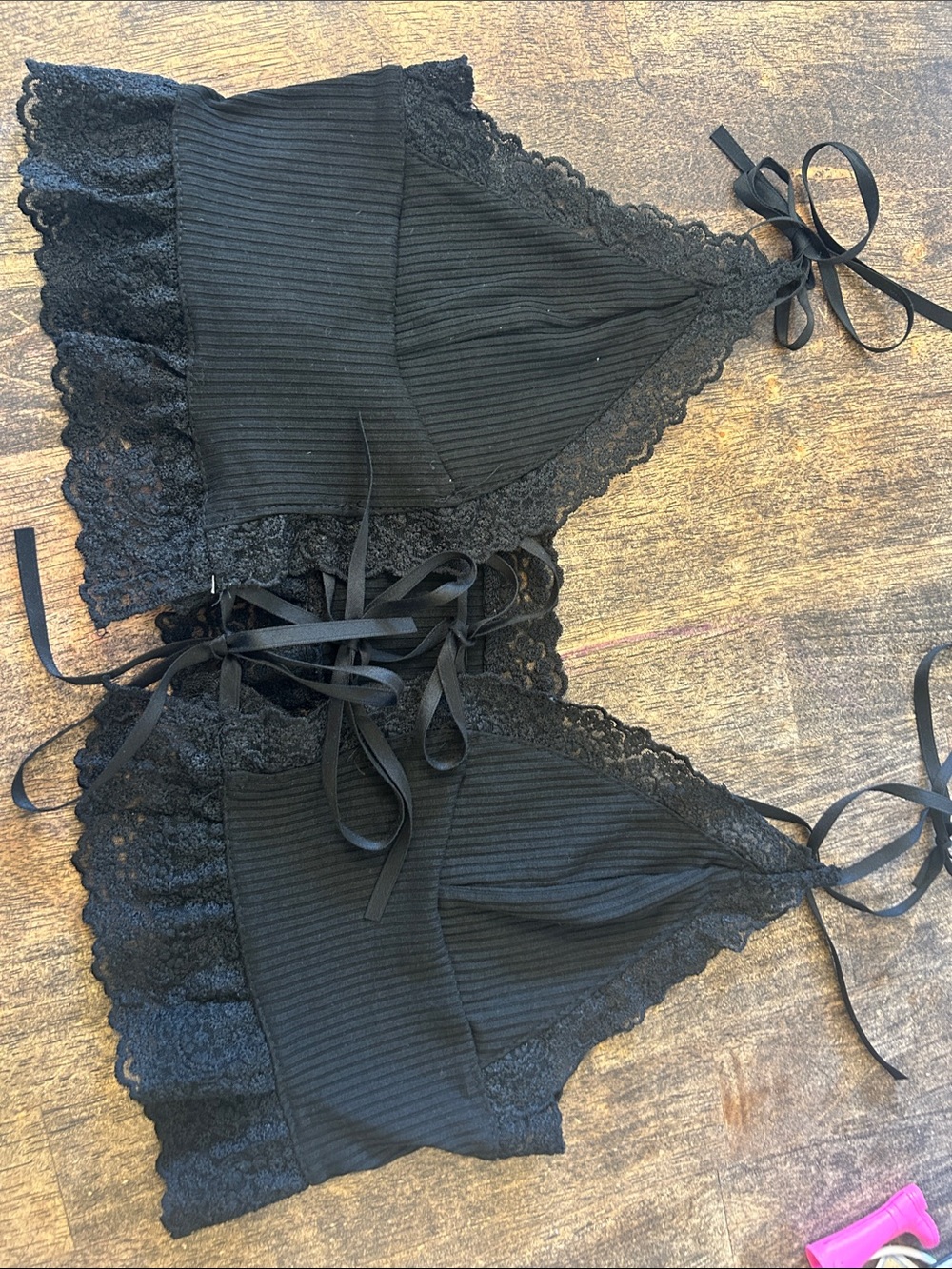 SHEIN Black Ribbed Lace Triangle Bralette with Tie Straps